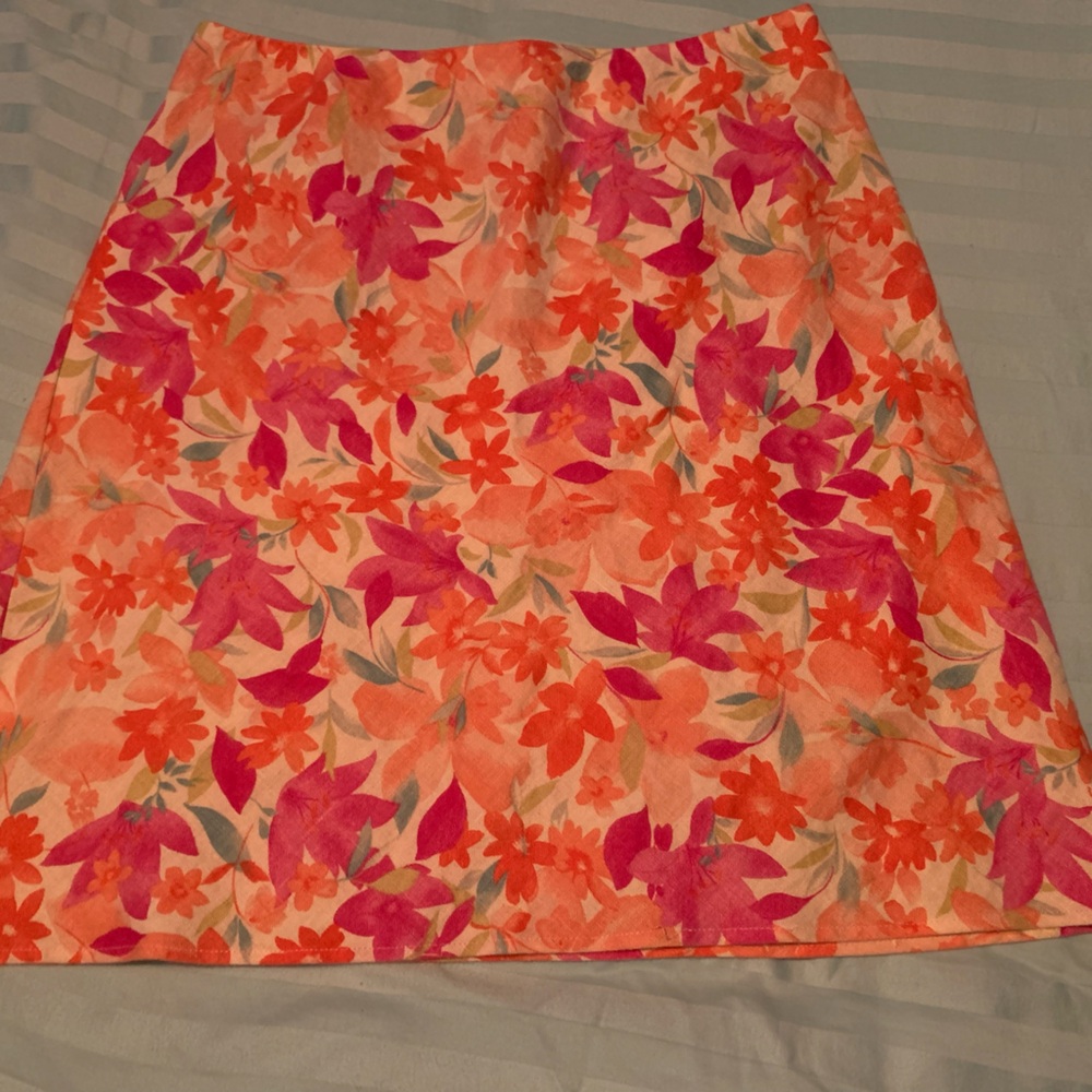 100% Linen skirt Loft. Floral.